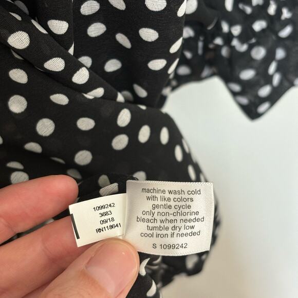 Lane Bryant Black and White Polka Dot Shirred Tunic - Size 14/16 - Picture 7 of 7